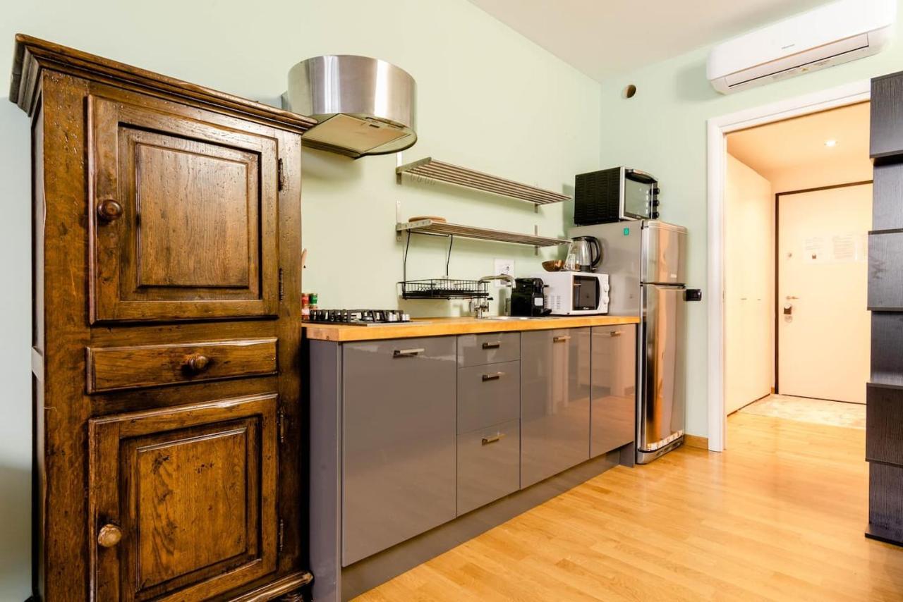 Central Studio Apartment - 24H Self Checkin Μιλάνο Εξωτερικό φωτογραφία